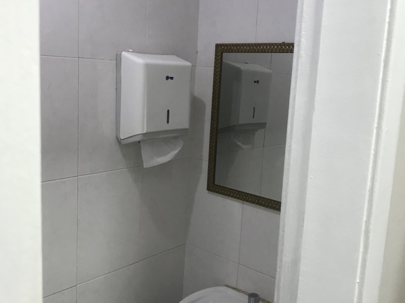 Comercial à venda Centro com 180m² e 1 quarto por R$ 750.000 - 1068805670-banheiro-02.jpg
