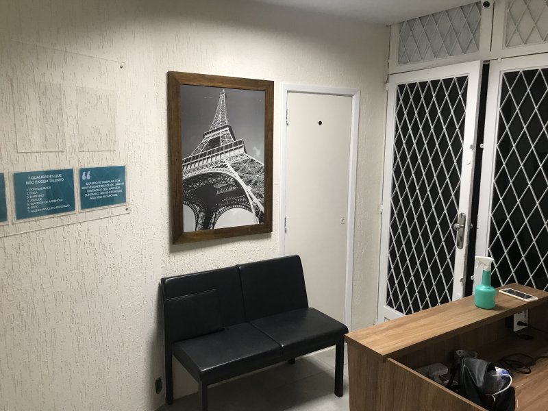 Comercial à venda Centro com 180m² e 1 quarto por R$ 750.000 - 1371276751-recepcao-001.jpg