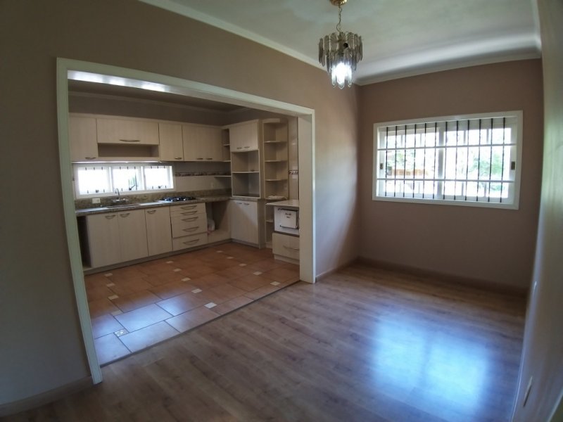 Casa à venda Centro com 250m² e 4 quartos por R$ 750.000 - 636147845-24.jpg