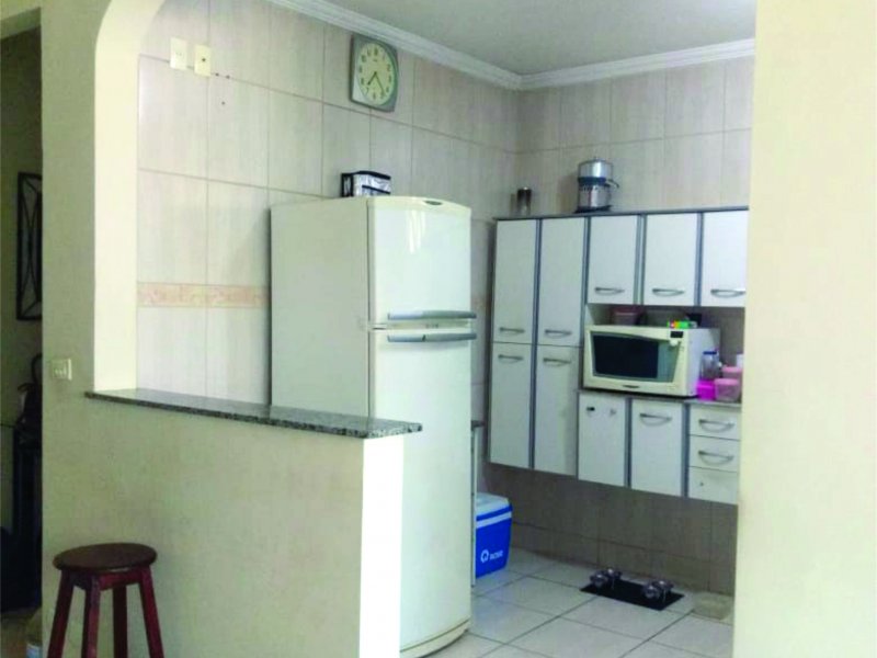 Apartamento à venda Vila Galo com 90m² e 2 quartos por R$ 290.000 - 947981436-acesso-sala-para-a-cozinha-tipo-americana.jpg
