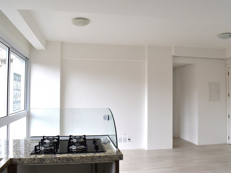 Apartamento à venda Petrópolis com 46m² e 1 quarto por R$ 386.000 - 613672489-4-dsc-0589-b.JPG