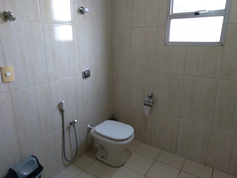 Casa à venda Centro com 185m² e 5 quartos por R$ 600.000 - 1749317150-20220131-134203.jpg