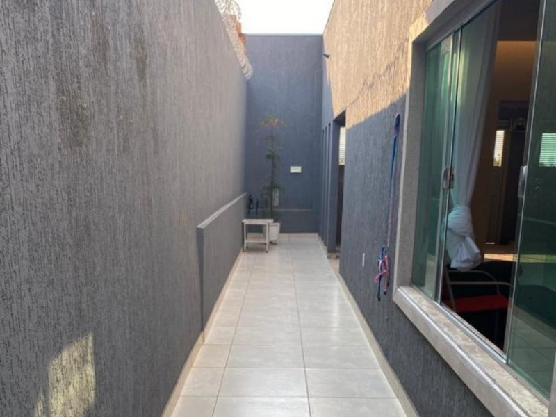 Casa à venda Águas Claras com 185m² e 3 quartos por R$ 600.000 - 1111465681-2344943849.jpg