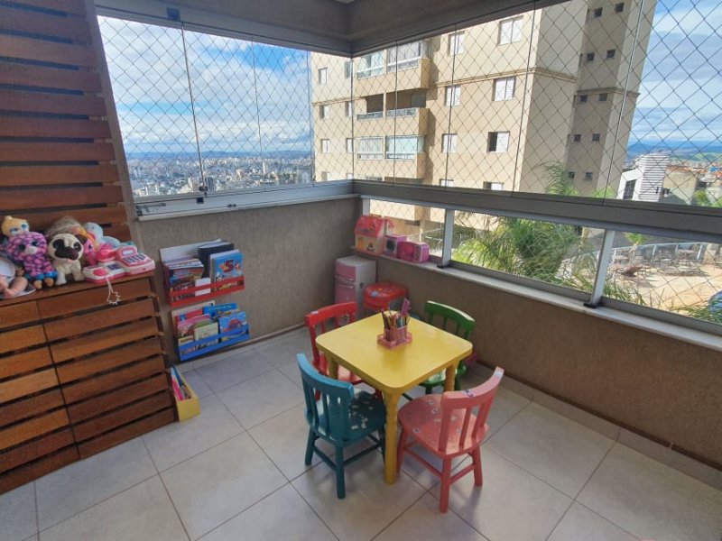 Apartamento à venda São Lucas com 91m² e 3 quartos por R$ 740.000 - 260168434-varanda2.jpeg