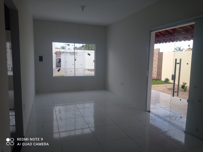 Casa à venda Centro com 420m² e 3 quartos por R$ 360.000 - 1075305609-img-20220302-171143.jpg