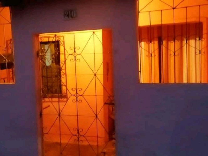 Casa à venda Centro com 62m² e 3 quartos por R$ 70.000 - 1425543013-1646511131121.jpg