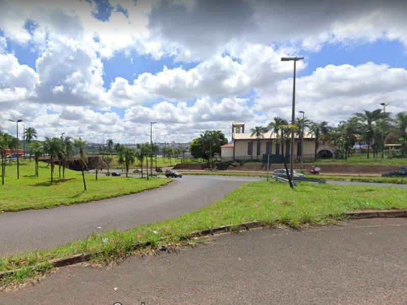 Casa à venda Dona Zulmira com 410m² e 3 quartos por R$ 300.000 - 1953668257-4.jpg
