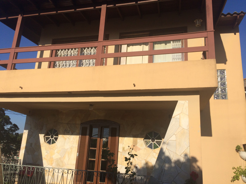 Casa à venda Cascata com 294m² e 4 quartos por R$ 410.000 - img-5043.JPG