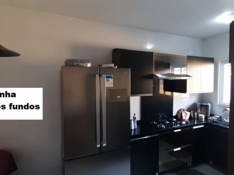 Casa à venda Cajuru com 190m² e 5 quartos por R$ 590.000 - 1990880155-c2aa5b47-657f-4547-9e8c-7469263385d7.jpg