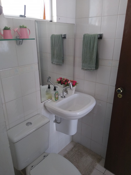 Casa à venda Santa Candida com 100m² e 3 quartos por R$ 380.000 - 103653719-img-20220303-125814750.jpg