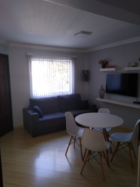 Casa à venda Santa Candida com 100m² e 3 quartos por R$ 380.000 - 1151022997-img-20220306-171409014.jpg