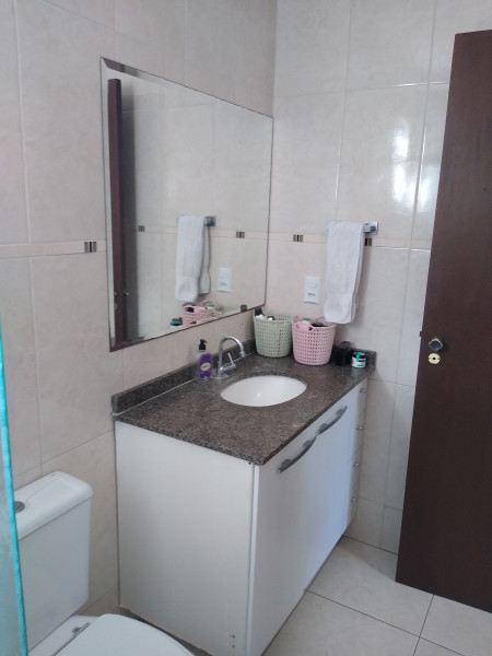 Casa à venda Santa Candida com 100m² e 3 quartos por R$ 380.000 - 2056268086-img-20220306-172443407.jpg