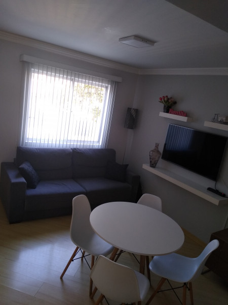 Casa à venda Santa Candida com 100m² e 3 quartos por R$ 380.000 - 286442558-img-20220306-171420670.jpg
