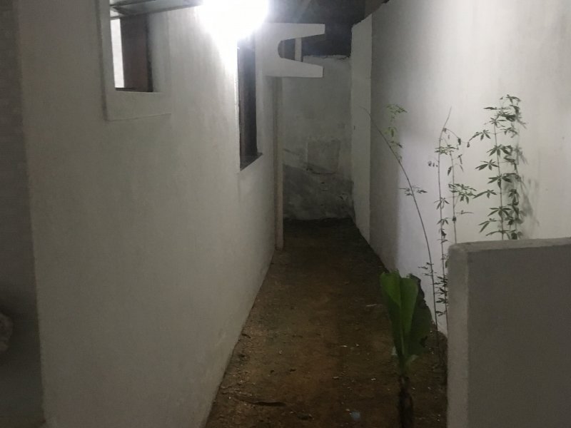 Casa à venda São Cristóvão com 100m² e 1 quarto por R$ 150.000 - 1359427393-img-0328.JPG