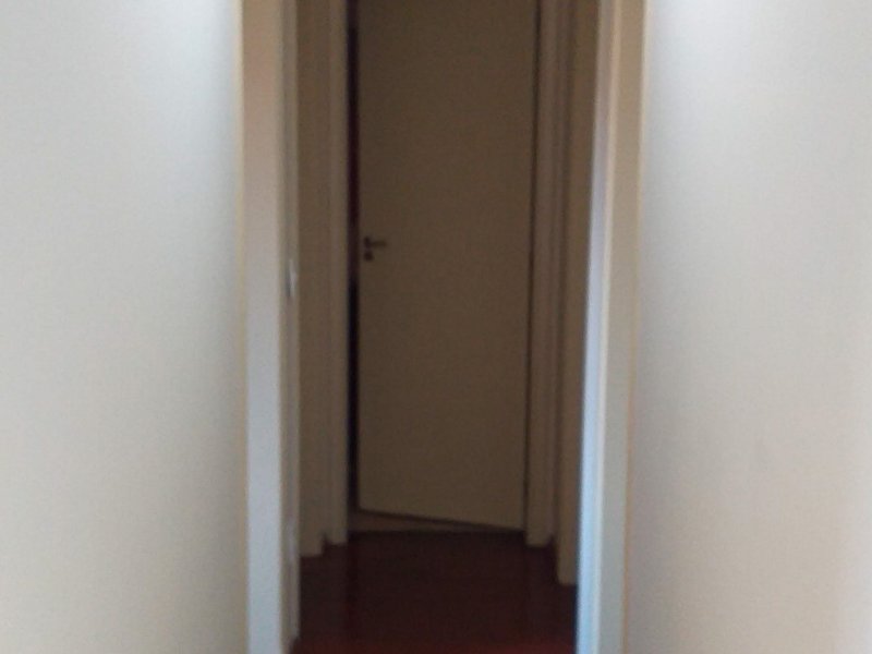 Apartamento à venda Jardim García com 65m² e 3 quartos por R$ 305.000 - 581922253-corredor.jpg