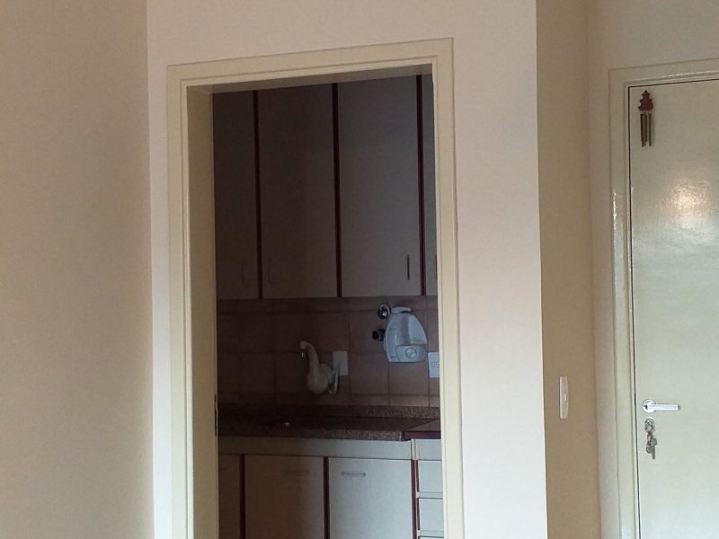 Apartamento à venda Jardim García com 65m² e 3 quartos por R$ 305.000 - 639628016-copa.jpg