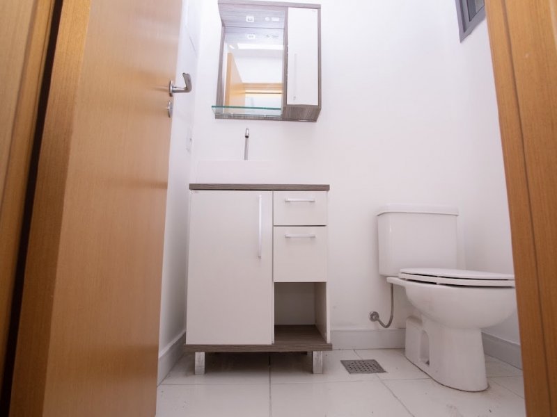 Comercial à venda Petrópolis com 58m² e 1 quarto por R$ 650.000 - 1063892407-e6b1603e-5a62-4b5a-8e7c-1e91e5243ada.jpeg
