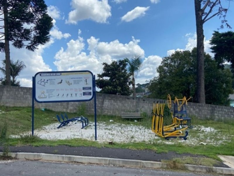 Terreno à venda Jardim Roma com 180m² e 1 quarto por R$ 100.000 - 968538588-10.jpg