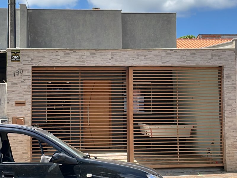 Casa à venda Jardim Aliança com 100m² e 3 quartos por R$ 240.000 - 1103093425-c38d415a-791b-4245-82f2-13def7262bbe.jpeg