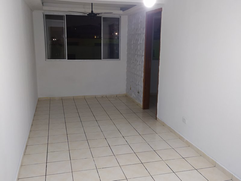 Apartamento à venda Itaquera com 44m² e 2 quartos por R$ 200.000 - 1934908048-foto-2.jpg