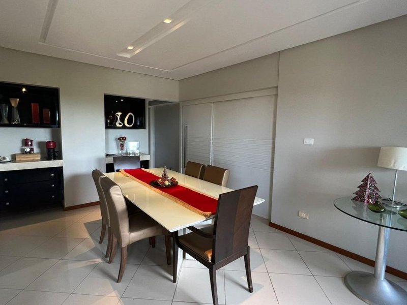 Apartamento à venda Farolândia com 150m² e 4 quartos por R$ 650.000 - 162234273-270247215-272152598145891-8655889575385764602-n.jpeg