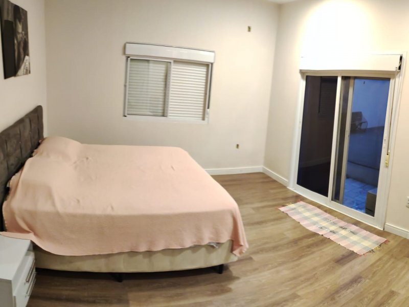 Casa à venda Centro com 340m² e 3 quartos por R$ 350.000 - 1994262372-063f05cb-572c-4947-bff4-a31738b0bc22.jpeg
