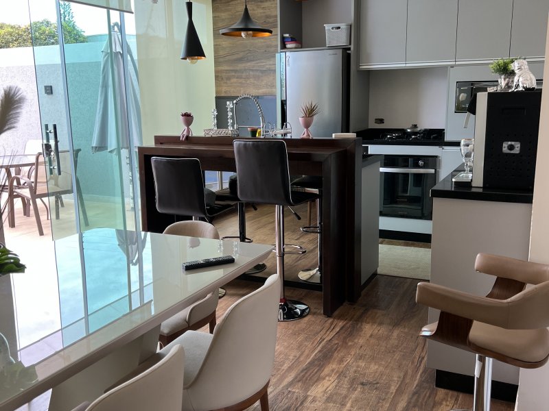 Casa à venda Vila Iguaçu com 480m² e 3 quartos por R$ 980.000 - 915937806-c4f66b53-78dc-484d-907a-81053d6eafaa.jpeg