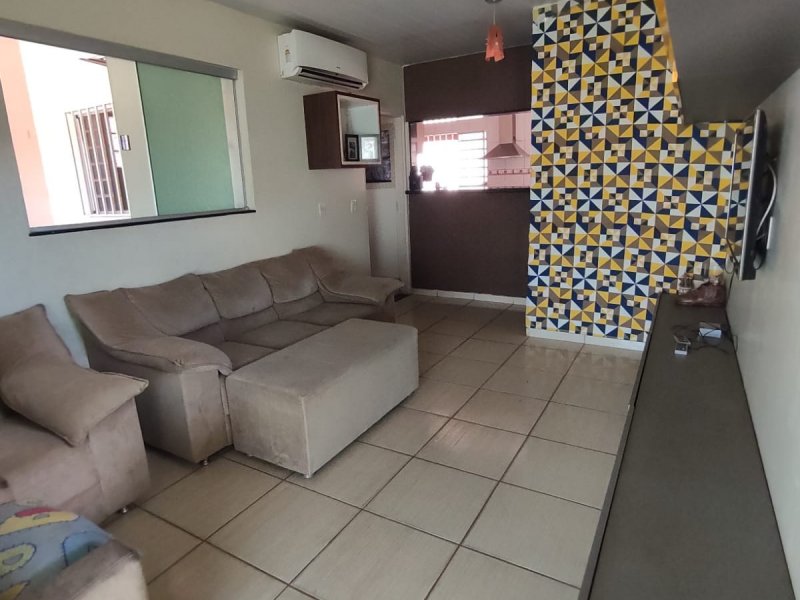 Casa de condomínio à venda Condomínio Amin Camargo com 120m² e 3 quartos por R$ 360.000 - 1106586298-sala.jpeg