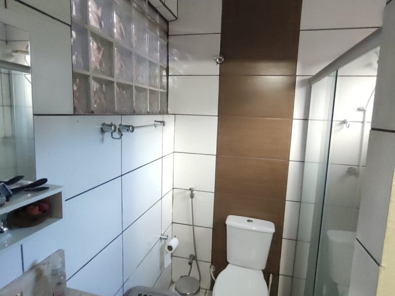 Casa de condomínio à venda Condomínio Amin Camargo com 120m² e 3 quartos por R$ 360.000 - 1466730507-banheiro-suite.jpeg