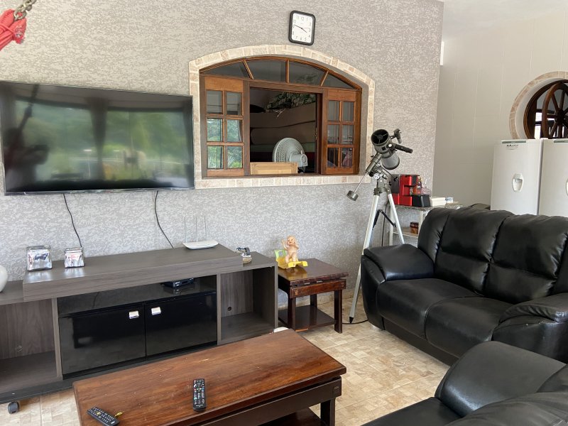 Casa de condomínio à venda Alpes D Ouro com 1400m² e 5 quartos por R$ 1.850.000 - 1696045364-c06496c8-2201-49ca-9616-30488331f29a.jpeg