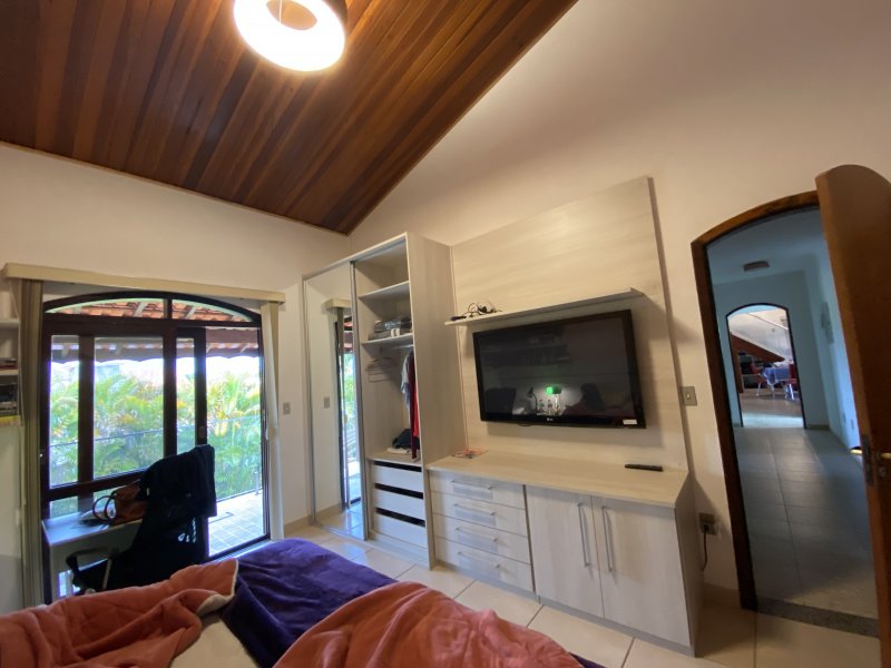 Casa de condomínio à venda Alpes D Ouro com 1400m² e 5 quartos por R$ 1.850.000 - 2058829889-bed7222b-44e8-4f25-b212-3ddde54344b5.jpeg