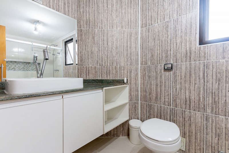 Apartamento à venda Vila Romana com 97m² e 3 quartos por R$ 980.000 - 1495413869-17-banheiro-suite.jpg