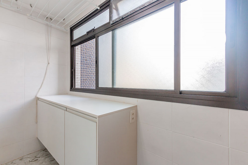 Apartamento à venda Vila Romana com 97m² e 3 quartos por R$ 980.000 - 528771262-11-area-servico.jpg