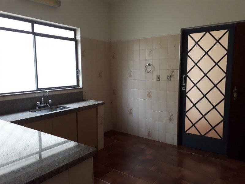 Casa à venda Jardim Silvana com 268m² e 4 quartos por R$ 750.000 - 332996021-photo-2021-05-01-10-28-42.jpg