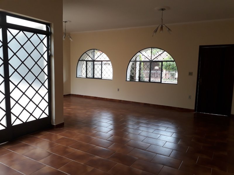 Casa à venda Jardim Silvana com 268m² e 4 quartos por R$ 750.000 - 53432397-photo-2021-05-01-10-28-41-1.jpg