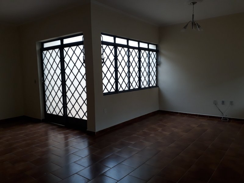 Casa à venda Jardim Silvana com 268m² e 4 quartos por R$ 750.000 - 603374824-photo-2021-05-01-10-28-40-2.jpg
