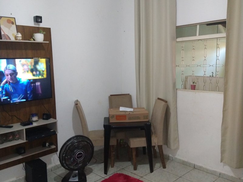 Casa à venda Jardim Santa Rosa com 90m² e 2 quartos por R$ 150.000 - 2078020201-img-20220221-174847756.jpg
