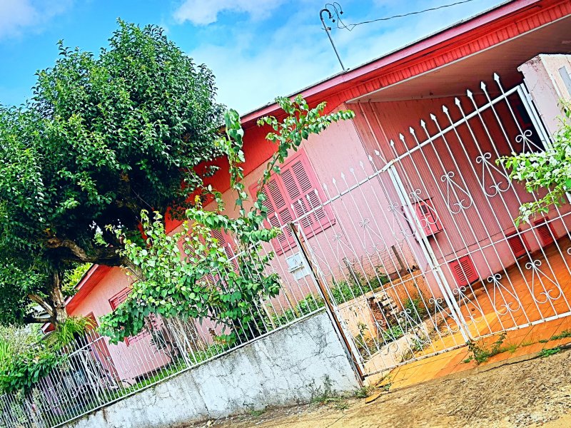Casa à venda Centro com 315m² e 3 quartos por R$ 260.000 - 1080404819-59a2f658-2e99-482f-91e9-84a6148ee274.jpeg