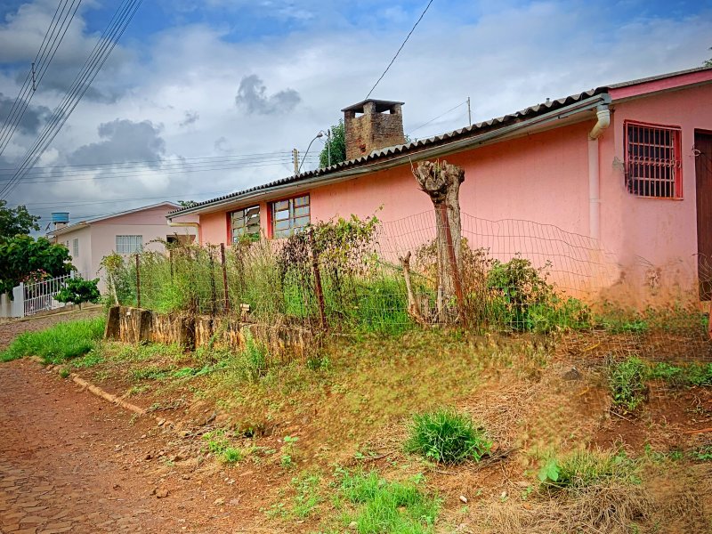 Casa à venda Centro com 315m² e 3 quartos por R$ 260.000 - 695768830-82350fb5-ffe6-4de7-8571-b12cb85fdc5d.jpeg