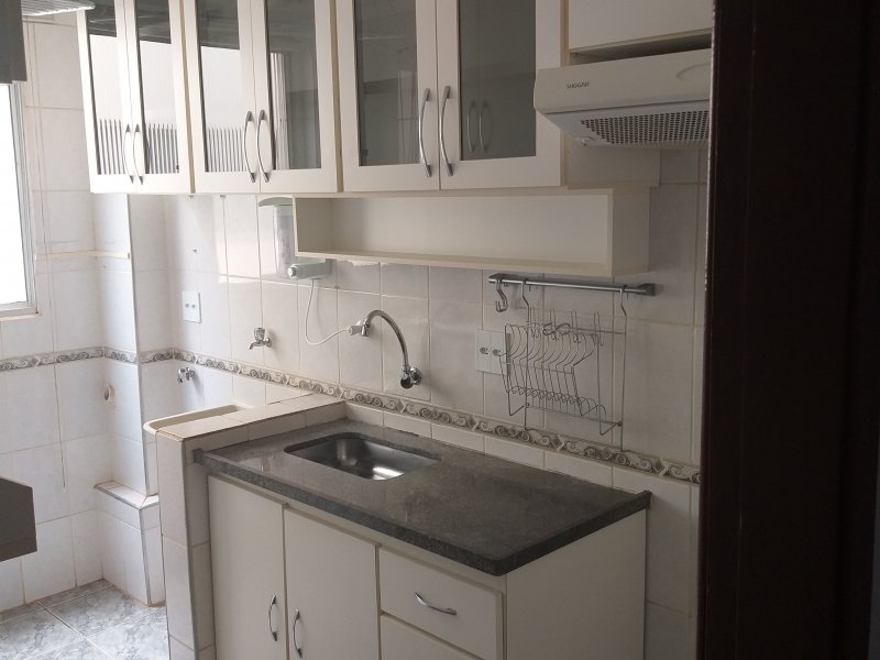 Apartamento à venda Jardim Palma Travassos com 70m² e 3 quartos por R$ 240.000 - 1989547218-2-cozinha.jpg