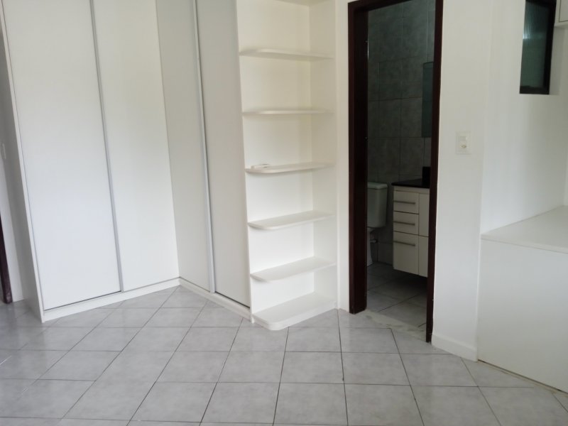 Casa à venda Miragem com 80m² e 2 quartos por R$ 398.000 - 652515076-img-20220305-111540.jpg