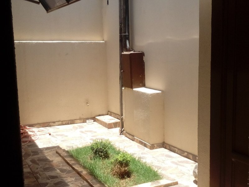 Casa à venda Jardim Bom Viver I com 250m² e 3 quartos por R$ 380.000 - 429841040-img-20181128-125950.jpg