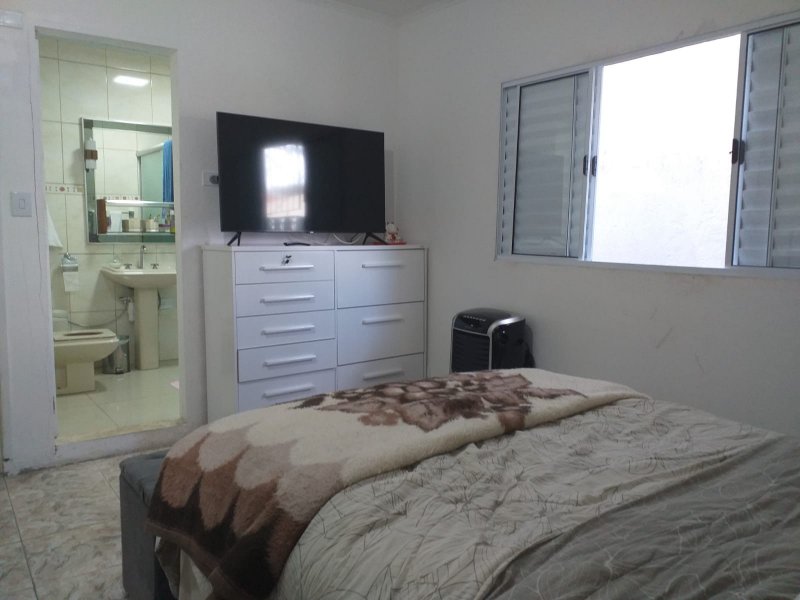 Casa à venda Vl. Rica com 240m² e 4 quartos por R$ 515.000 - 1389043226-piso-superior-suite3-2-2.jpeg
