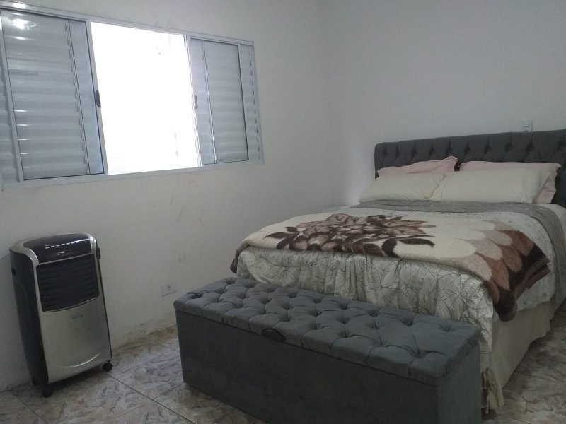 Casa à venda Vl. Rica com 240m² e 4 quartos por R$ 515.000 - 1548617848-piso-superior-suite2-1-2.jpeg