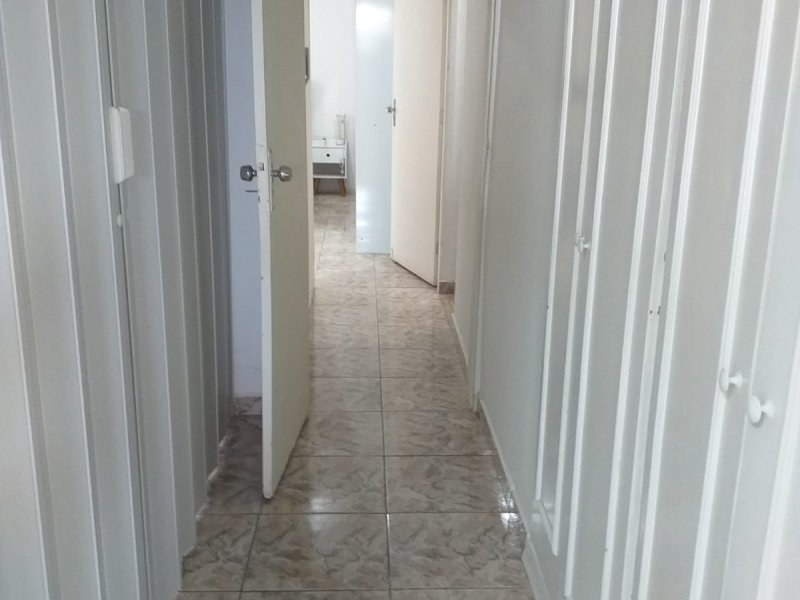 Casa à venda Vl. Rica com 240m² e 4 quartos por R$ 515.000 - 1756083158-piso-superior-closet-escritorio.jpeg