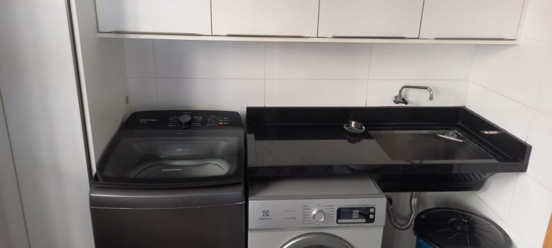 Casa à venda jardim acapulco com 450m² e 6 quartos por R$ 4.800.000 - 140237406-95-area-de-servico.jpg