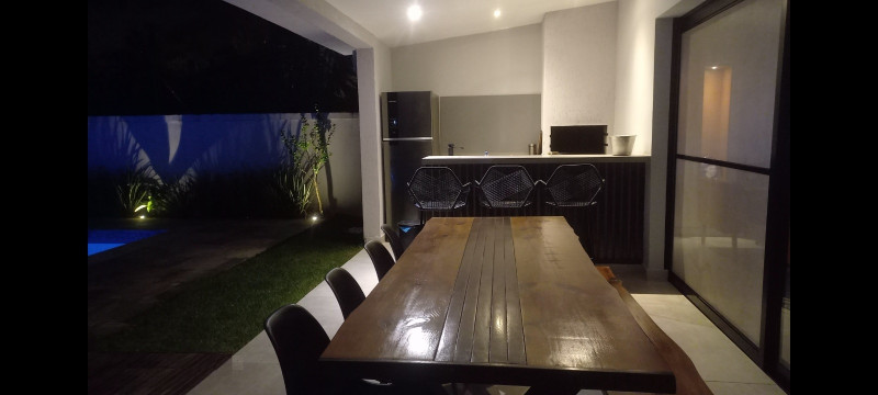 Casa à venda jardim acapulco com 450m² e 6 quartos por R$ 4.800.000 - 528810890-32-churrasqueira.jpg