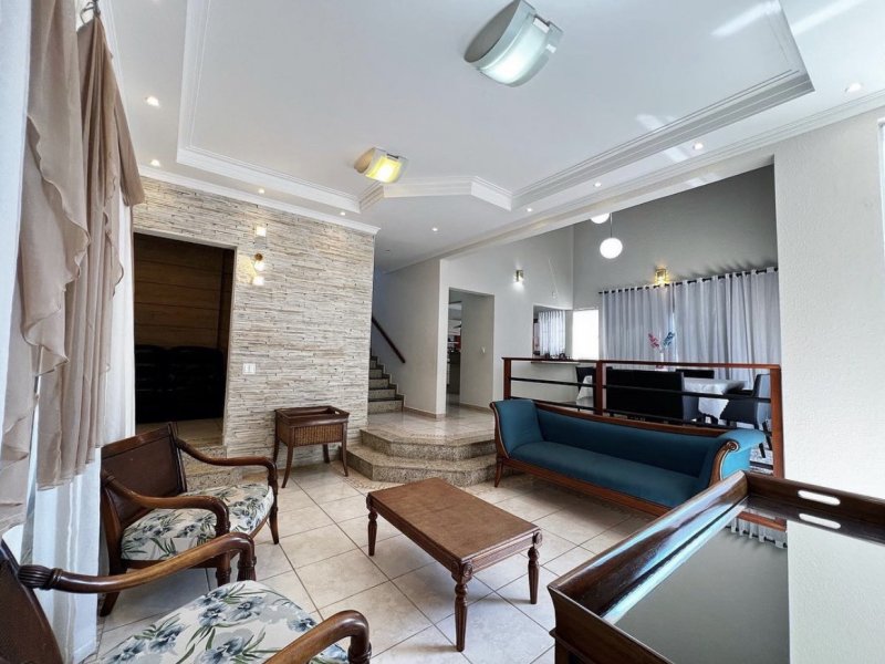 Casa à venda Jardim Amstalden Residence com 280m² e 11 quartos por R$ 1.800.000 - 1948747546-be5940c2-03dc-4659-89f6-3bf0b93edce2.jpeg