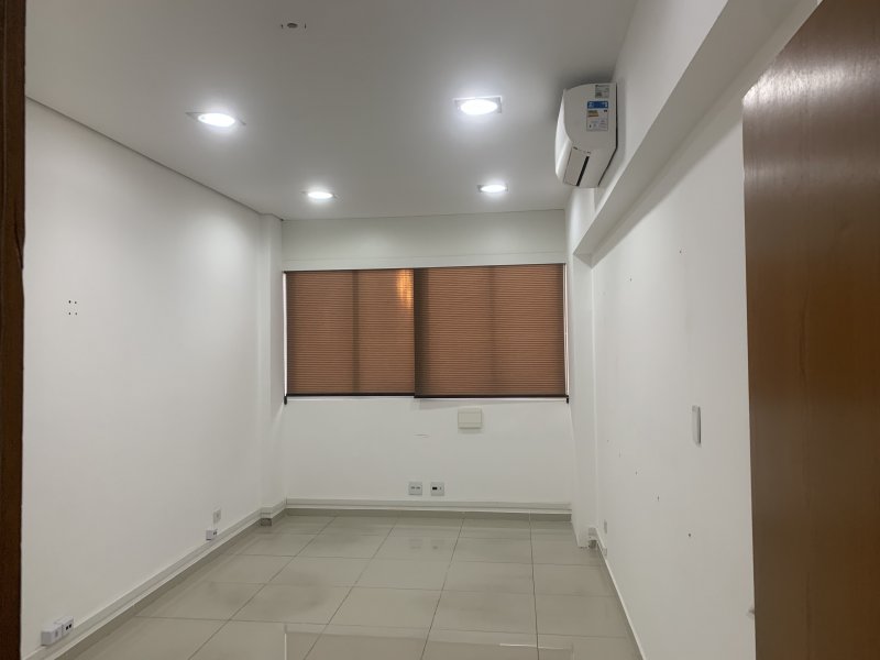 Apartamento à venda Bela Vista com 146m² e 4 quartos por R$ 750.000 - 736887995-img-3636.JPG
