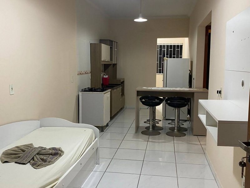 Apartamento à venda Ingleses do Rio Vermelho com 46m² e 2 quartos por R$ 250.000 - 2061097648-img-20211006-wa0018.jpg